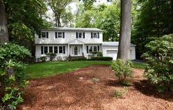 743 Birchwood Dr, Wyckoff Twp., NJ 07481-1069