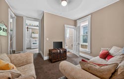 206 4th Street, Aurora, IN 47001