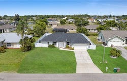 637 SW 9th Avenue, Cape Coral, FL 33991