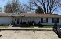 207 S 6th Street, Mitchell, IN 47446