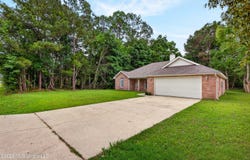 8913 Marina Avenue, Ocean Springs, MS 39564