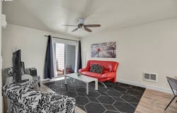 2706 SE 138TH Ave, Portland, OR 97236