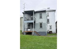 151 S Muskingum Street, Cadiz, OH 43907