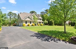 4 HUMMINGBIRD COURT, HOWELL, NJ 07731
