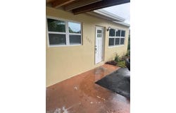 5901 NW 42nd Ter, North Lauderdale, FL 33319