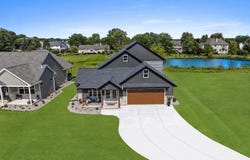 1871 LEDGEVIEW Road, DE PERE, WI 54115