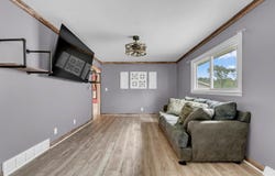 1120 Harrison St, Newton, KS 67114