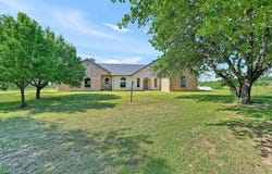 300 County Road 134, Gainesville, TX 76240