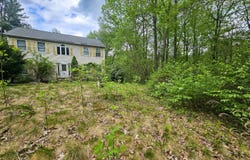 935 Gaylord Mountain Road, Hamden, CT 06518
