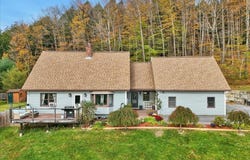 33 Valley View Road, Berlin, VT 05679