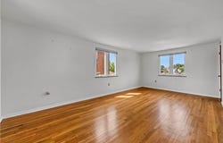 566 Dorchester Avenue, Brookline, PA 15226