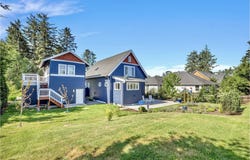 704 10TH St, Gearhart, OR 97138