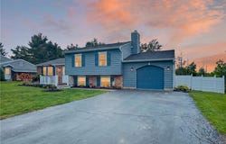7 Clintonview Road, New Hartford, NY 13413