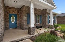 5851 Anderson Ln, Milton, FL 32570