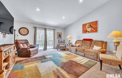5213 W VALE Court, Bartonville, IL 61607