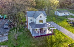 2084 LONG LEVEL ROAD, WRIGHTSVILLE, PA 17368