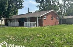 1009 9Th Street S, Humboldt, IA 50548