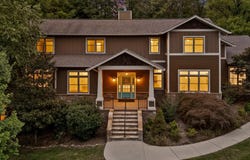 714 Berry Spring Path, Signal Mountain, TN 37377