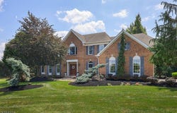 10 Christie Way, Branchburg Twp., NJ 08853-5003