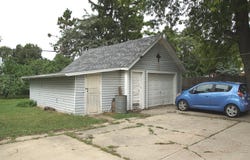 347 S Lake Street, Aurora, IL 60506