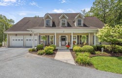 100 NAZARETH DR, FORT VALLEY, VA 22652