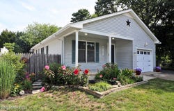 47 Central Avenue, Waretown, NJ 08758