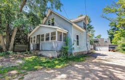 446 STATE Street, REDGRANITE, WI 54970