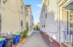 39 Derby St, Somerville, MA 02145