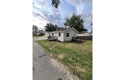 487 W Willowview Drive, Akron, OH 44319