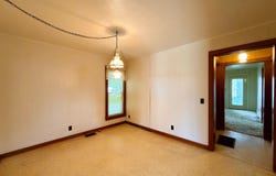 141 E Main St, Island, KY 42350