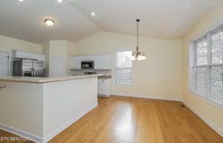 880 Glenfield Drive, Lenoir City, TN 37771