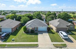 836 Cedar Ridge Lane, Burleson, TX 76028