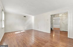 18 AVERSTONE Drive E, WASHINGTON CROSSING, PA 18977