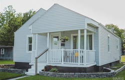 307 N 3rd Street, Chaffee, MO 63740