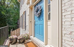 1057 GRAND OAK WAY, ROCKVILLE, MD 20852