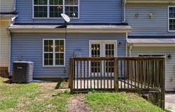 6340 Hickory Lane Circle, Union City, GA 30291
