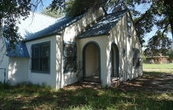 701 N Gudron Avenue, Hebbronville, TX 78361