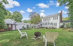 60 Warwick Dr, Westwood, MA 02090