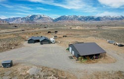5 Cowboy Dr, Clark, WY 82435