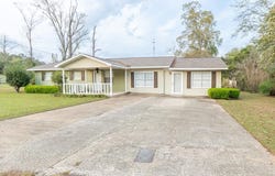 203 Springview, Columbia, AL 36319