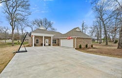 1111 Ridge  DR, Stilwell, OK 74960