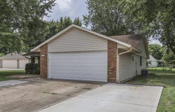 40 Village Road, Bargersville, IN 46106