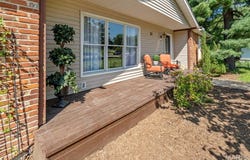 52 West Oak Hill Drive, Ellisville, MO 63021