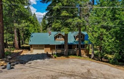 1730 Inca Way, South Lake Tahoe, CA 96150