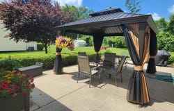 7607 S Clement Ave, Oak Creek, WI 53154