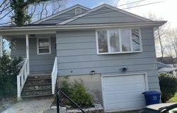 27 Plateau Avenue, Bridgeport, CT 06606