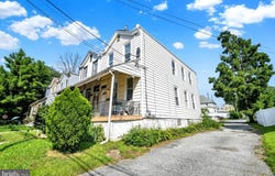 1044 JACKSON AVENUE, SHARON HILL, PA 19079