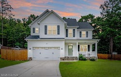 216 Vanderbuilt Court, Aberdeen, NC 28315