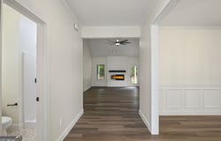 15 Couch, Moreland, GA 30259