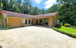 4682 Lucerne Valley Road SW, Lilburn, GA 30047